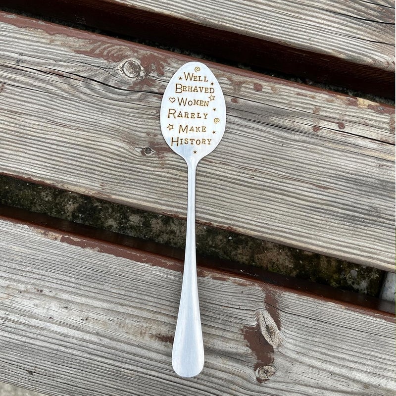 PLWalker Garden Plant Marker Friendship Gift for Women Gardeners, Plant Stake Label Sign Tag Gardening Gifts for Woman Plant Lovers, Metal Garden Decoration (Make History) - Image 5
